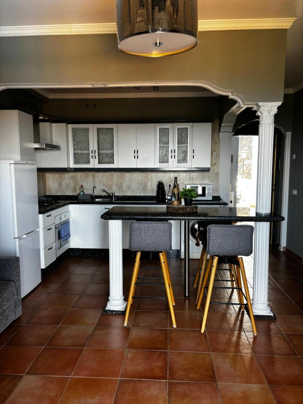 Apartamento Hans San Antonio  Eksteriør bilde