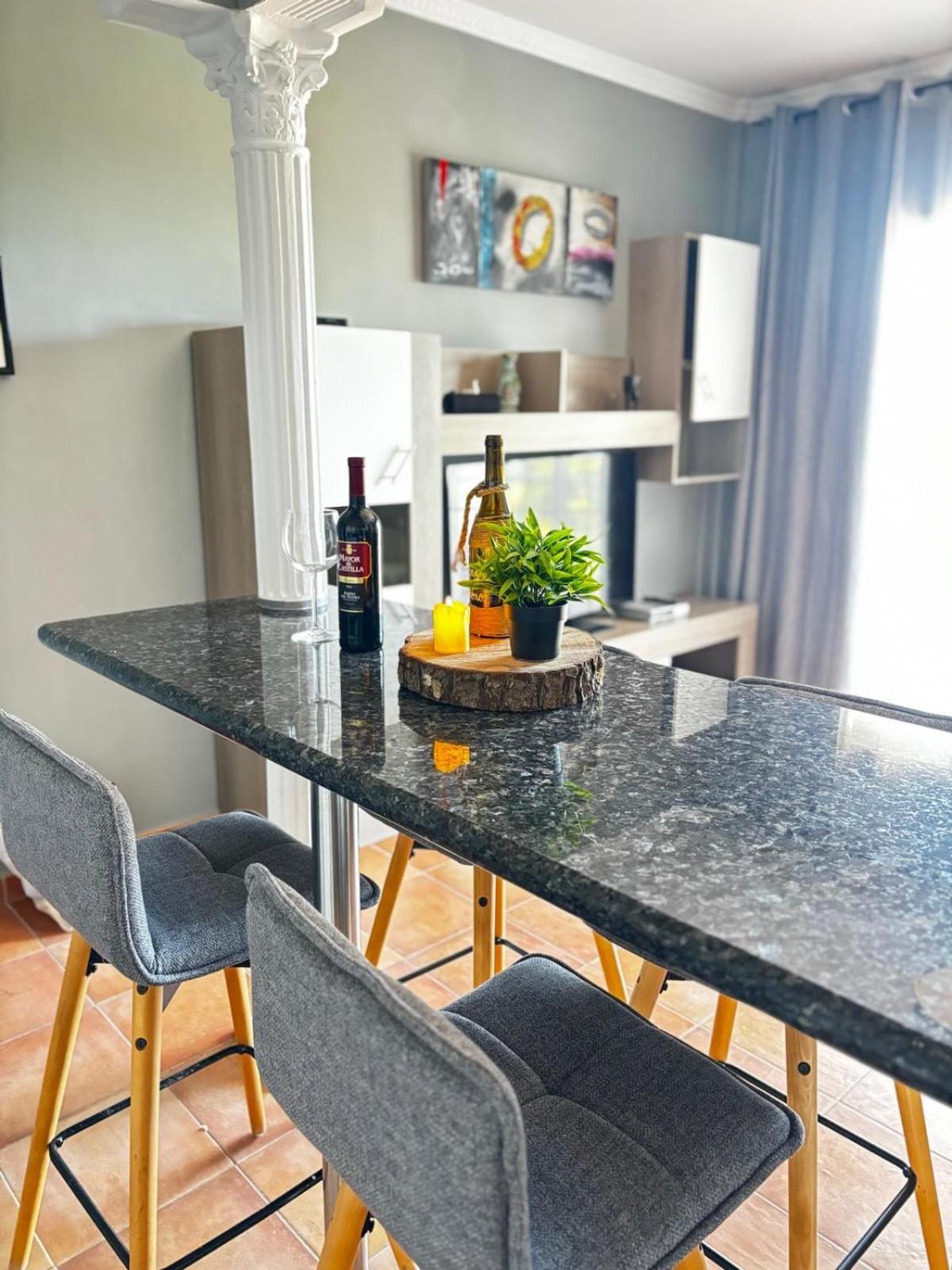 Apartamento Hans San Antonio  Eksteriør bilde